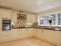 Badgerswood Drive, kitchen i